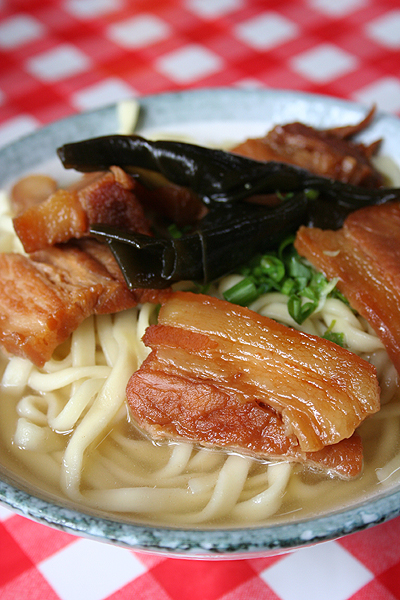 �O��������